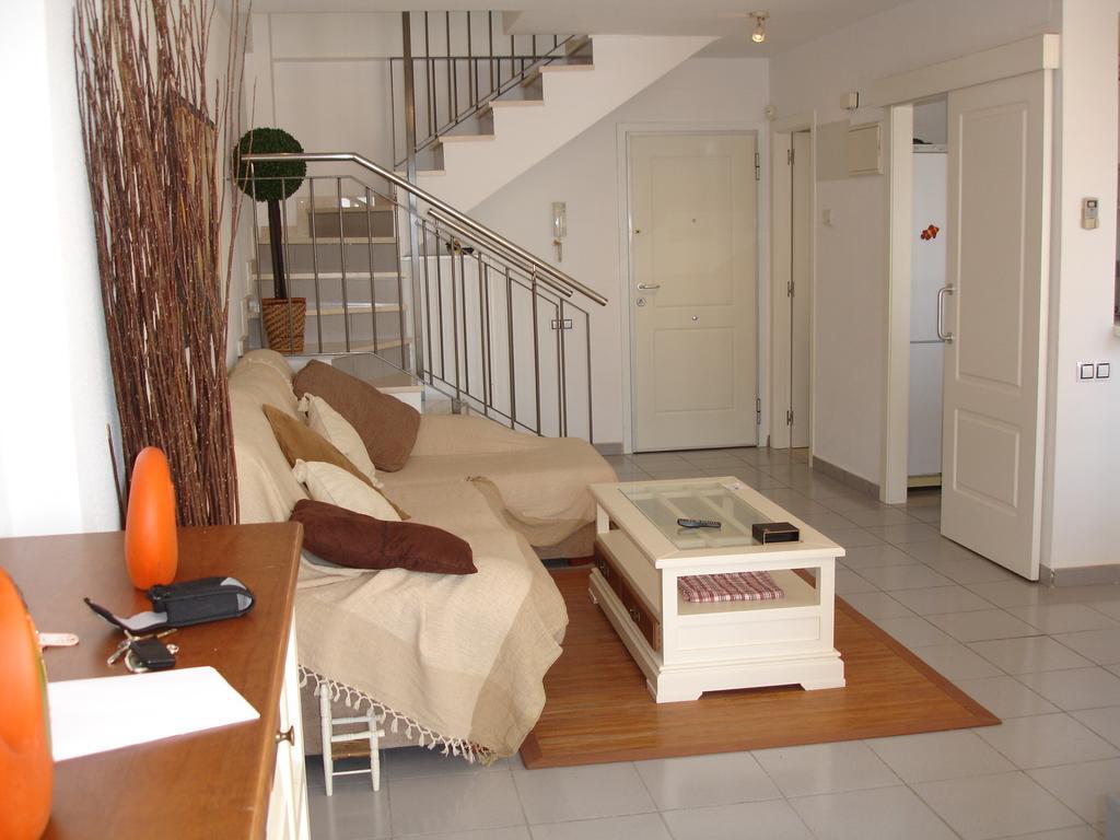 Villamarina Apartments - Zand Properties Μπένιντορμ Δωμάτιο φωτογραφία