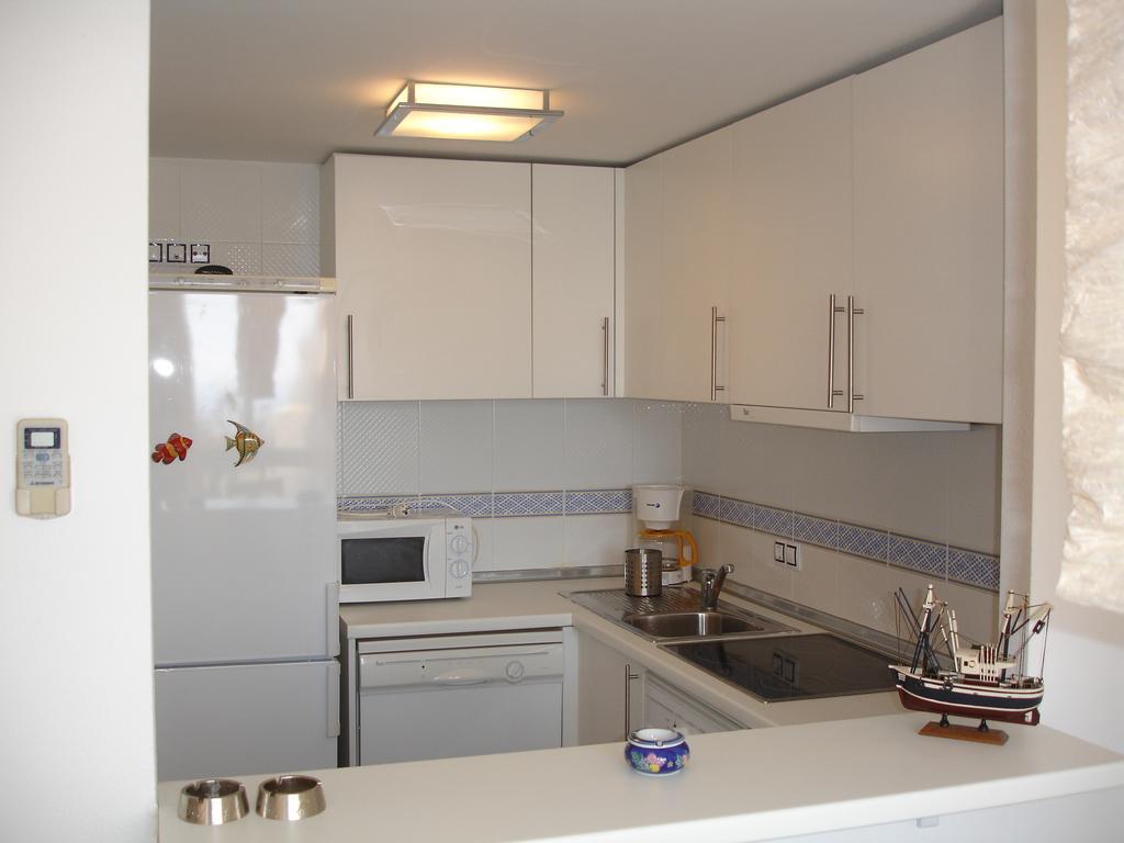 Villamarina Apartments - Zand Properties Μπένιντορμ Δωμάτιο φωτογραφία